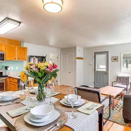 Downtown Ouray Apt With River And Mountain Views!